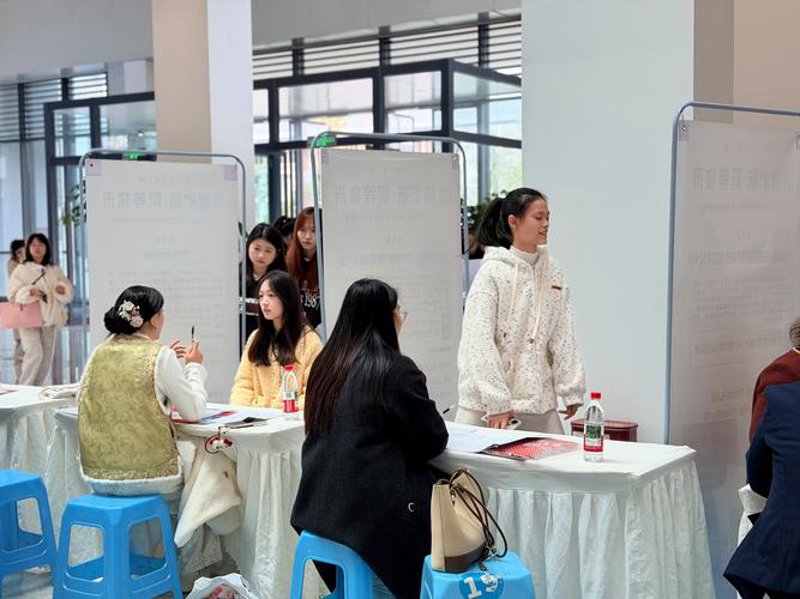 宜宾工作市场动态与求职攻略